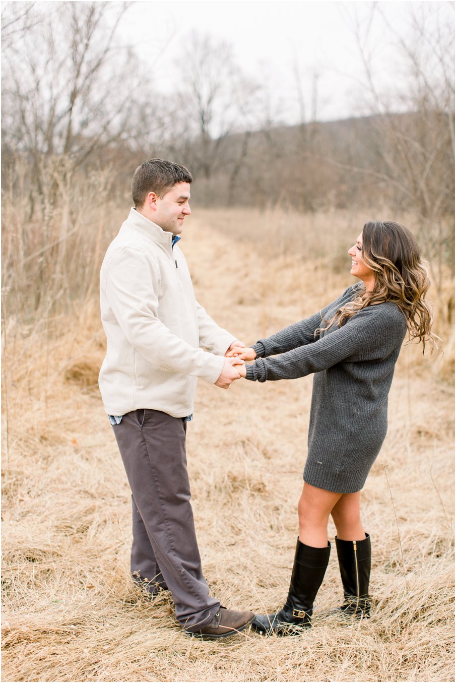 sky-meadows-state-park-engagement-photo_0042.jpg