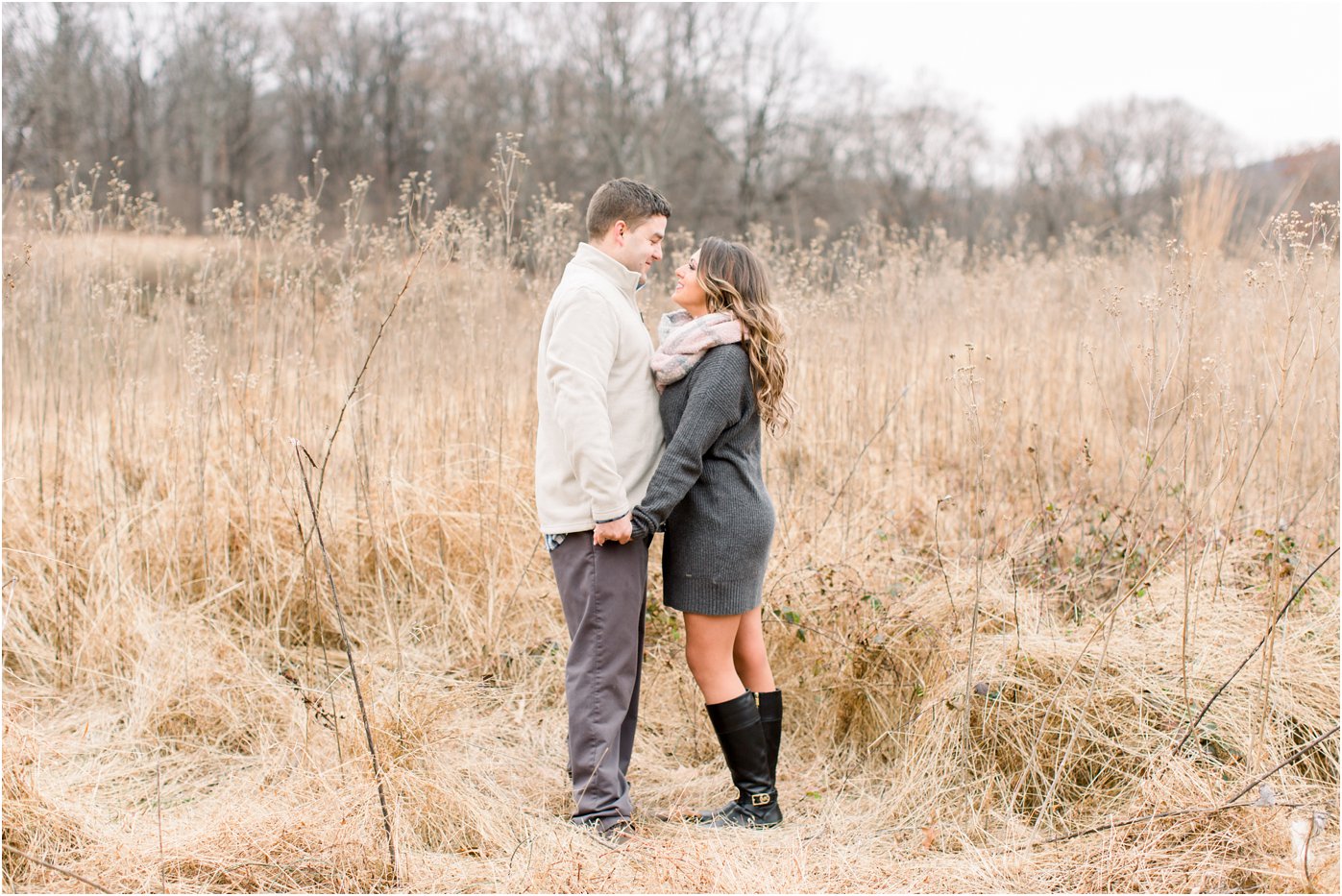 sky-meadows-state-park-engagement-photo_0057.jpg